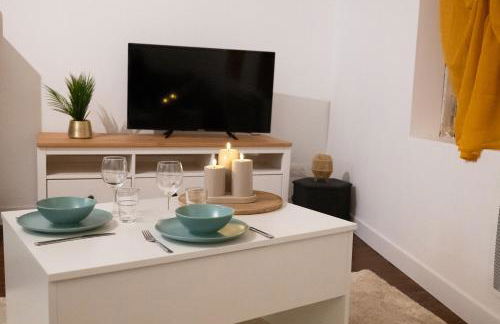 Plein cœur Historique de Caen - Quartier animé - au pied des boutiques, bars et restaurants - Photo 3