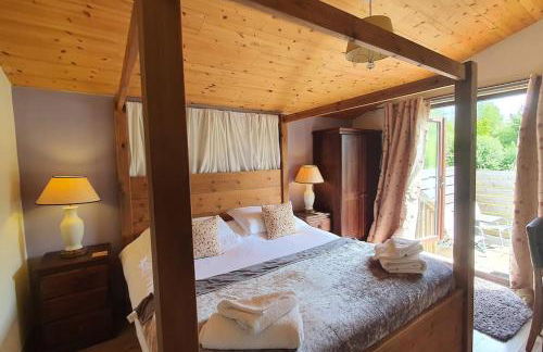 Wild Oats Lodge 17 - Yellowtop Country Park - Hot Tub - Yorkshire - Foto 23