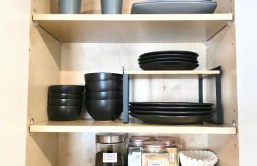 Luxe Suite - Comfort - King Bed and Free Parking - Foto 17