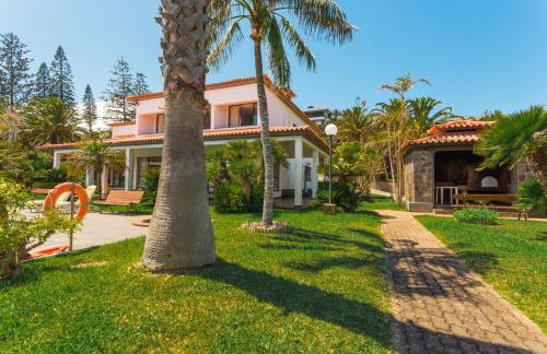 FLH Luxury Villa Mar with Private Sea Access - Foto 47