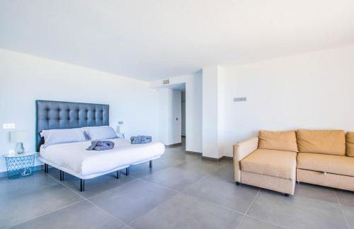 weforyou Exclusive Villa Mairena Private Pool BBQ & Views - Photo 36