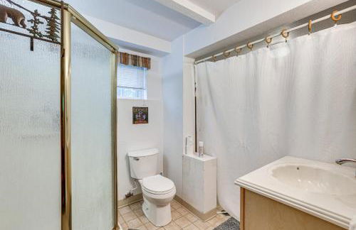 Hillside Hideaway Warm and Cozy Terrace Lakes Cabin - Foto 19