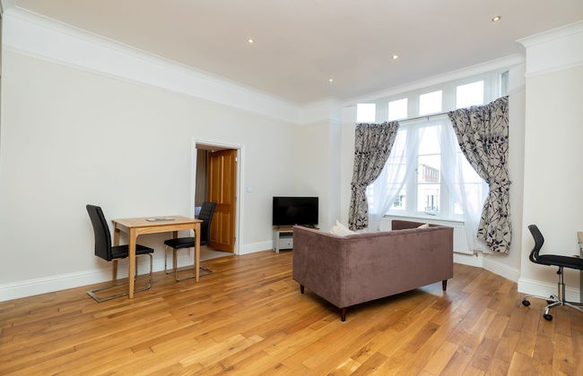 Captivating 2-bed Apartment in Banbury - Foto 10