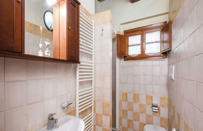 Lovely Farmhouse in Monticiano With Garden - Foto 15