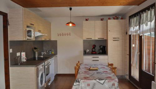 Appartement cosy proche centre, balcon, parking - FR-1-692-62 - Foto 2