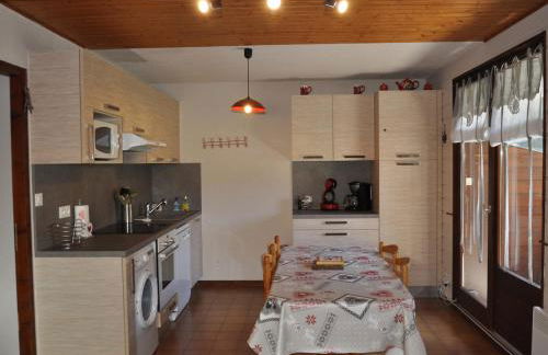 Appartement cosy proche centre, balcon, parking - FR-1-692-62 - Foto 2