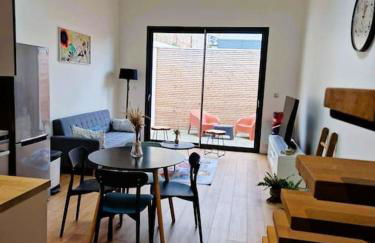 Le Bellay ¤ 2 Chambres ¤ Cour ¤10 mins Centre¤ - Foto 19