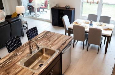 5991 Z5 VILLAGE OF ST. CATHERINE by REMAX Premier - Foto 6