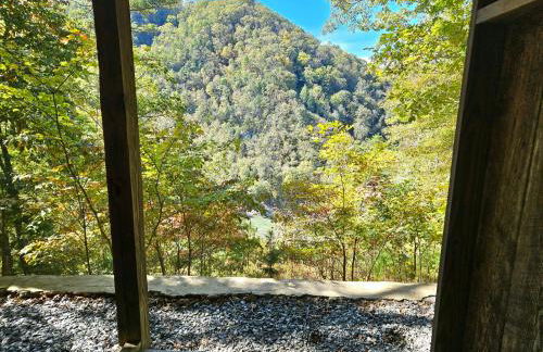 Grandpa Dans Cabin Mtn River view 34 acre retreat - Foto 10