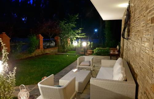 Wood and Stone Villa - Foto 16