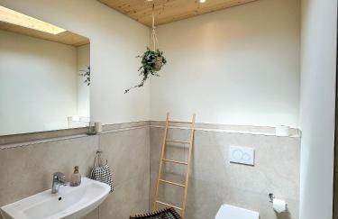 Amber Ferienhain - Ferienhaus 'Kirsche' mit verwunschenem Garten & privater Sauna - Foto 11