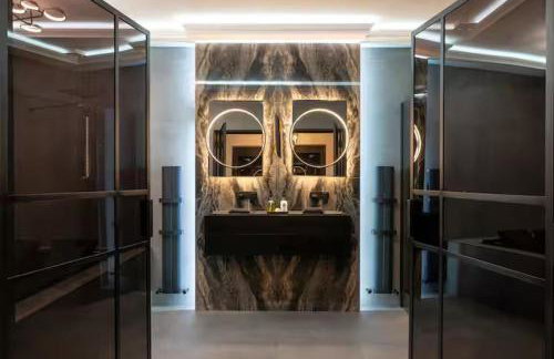 Near Transport - Hot tub - Fireplace - Sleeps 2 - Foto 12