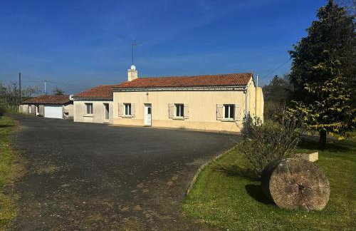 Lovely Holiday Home in Loire for 10 - Photo 24