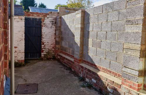 Cosy 3-Bedroom House With Street Parking - Foto 16