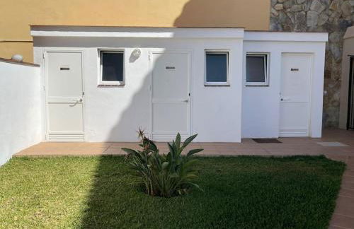 4New, 2 bed 2 bath Apartment Built 2024 with Community Pool and local beach - Photo 44