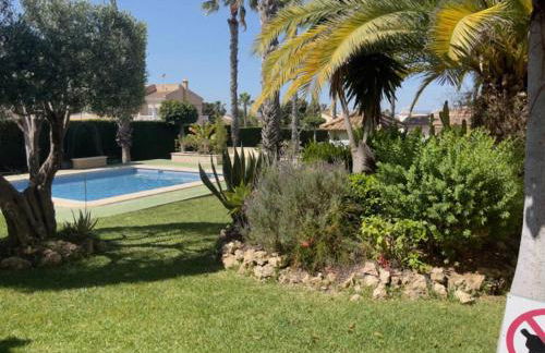 Cozy Houses by Bex - Photo 4