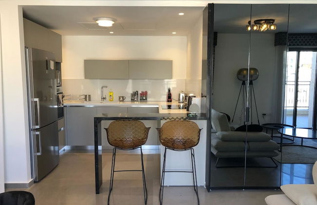 New Luxurious 2BR front old city Legacy - Photo 6