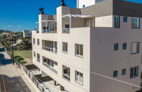 Apartamento de Luxo com Piscina em Bombinhas - Foto 35