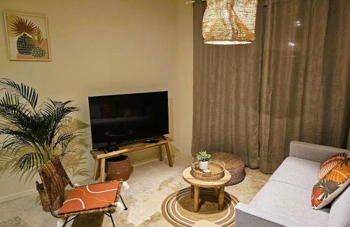 Genas Azieu - Le Chalet, La Bastide, Le Loft, Le Mas et la Paillote - Foto 12