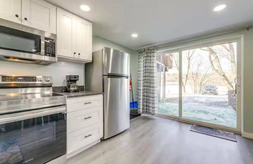 Close to Colleges: Worcester Apt w/ Lake Access! - Foto 13