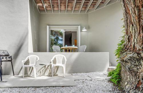 Walk to the Beach! New Smyrna Hideaway with Patio - Foto 20