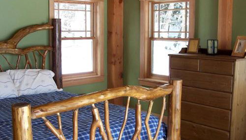 Stunning Waterfront Cabin with a Boathouse on Tupper Lake in New York - Foto 4