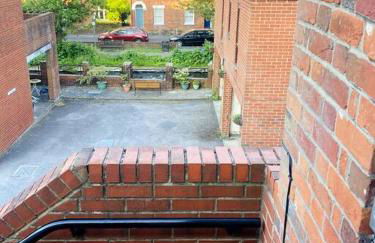 City Centre Riverside Apartment - Foto 18