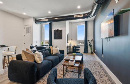 2BR, King Bd, Free Prkn, Gym, NYC View, 8min Train - Foto 56