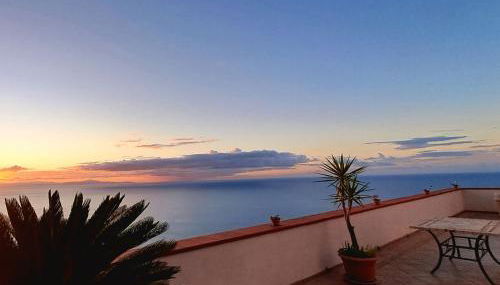 "CASALENA" Villa a Furore Amalfi coast con grande terrazzo e vista sul MARE - Foto 4