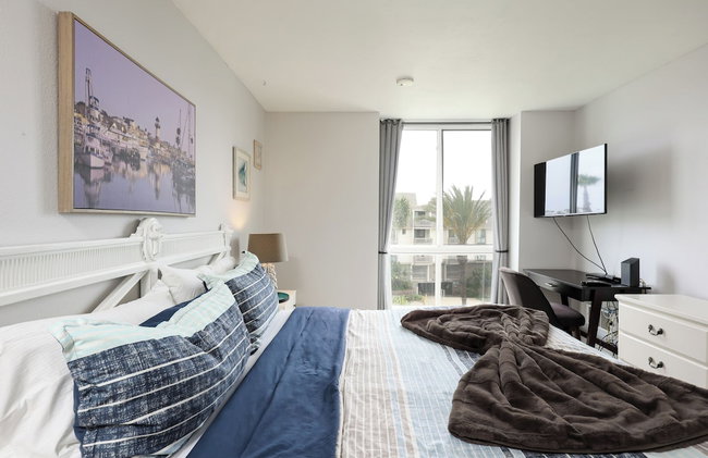 Oceanside Beach Condos - Photo 24