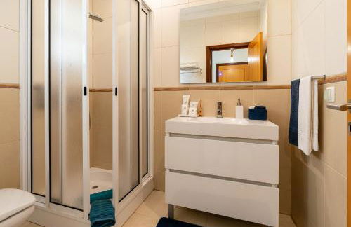 Casa Agrela by Rent2U, Lda Swimming Pool & Jacuzzi - Photo 28