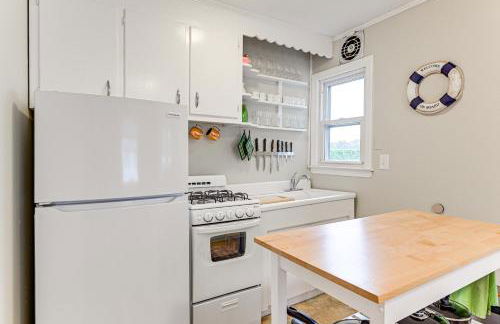 Bayfront East Quogue Retreat with Private Boat Dock - Foto 10