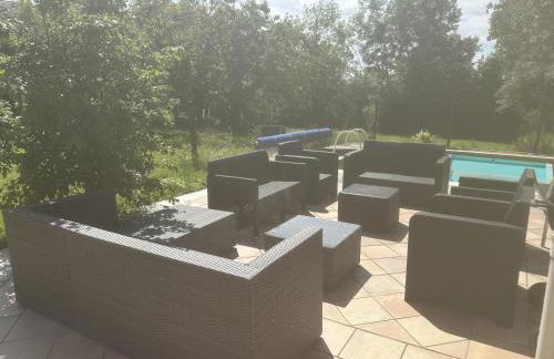 Peaceful Retreat Between Lake and Mountain Charming House Near Annecy and Aix-les-Bains - Foto 4