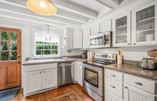 The Sandpiper - Just Steps to Downtown Beaufort and Beaufort River - Photo 12