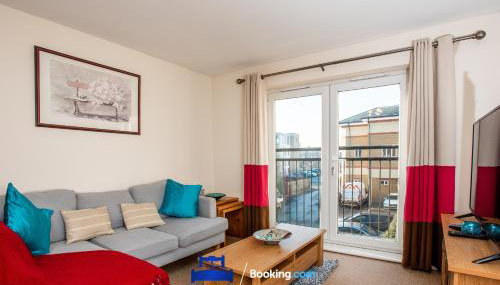 Two Bedroom Apartment By Beds Away Short Lets & Serviced Accommodation Close to Kidlington Airport and Blenheim Palace - Foto 2