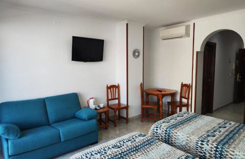 Apartamentos Leonor Carihuela - Photo 55