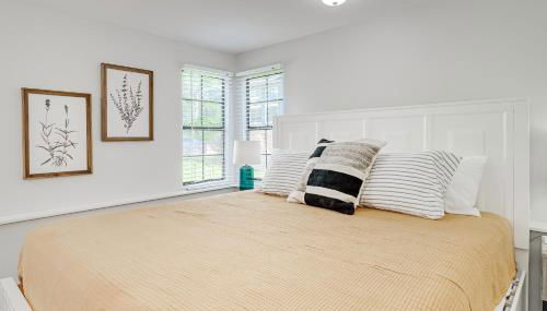 Rushing Bungalow - Steps from Swan Lake Morton - Foto 4