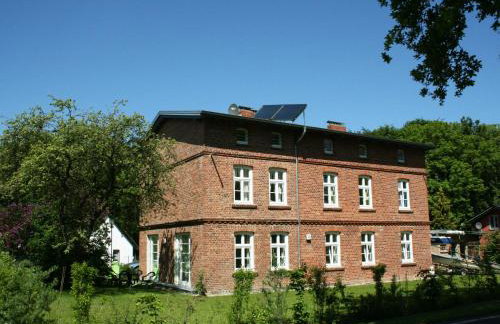 Eisenbahnerhaus Klausdorf - Foto 1