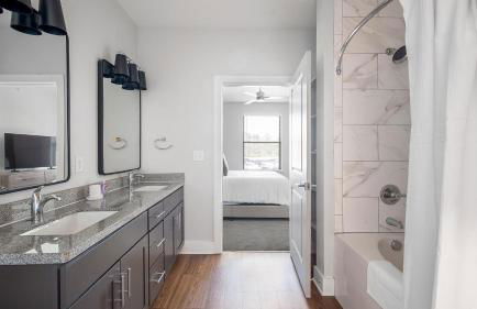 Landing Stunning 2BD Clubhouse Gym - Foto 15