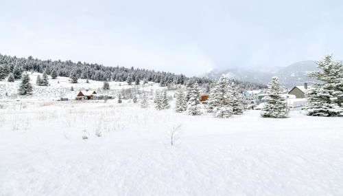 First-Floor Big Sky Condo with Hot Tub! - Foto 3