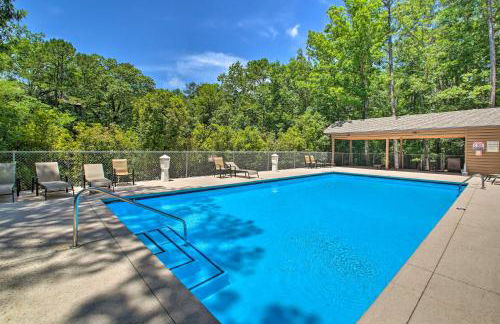 Mount Ida Condo with Balcony and Resort Amenities - Foto 22