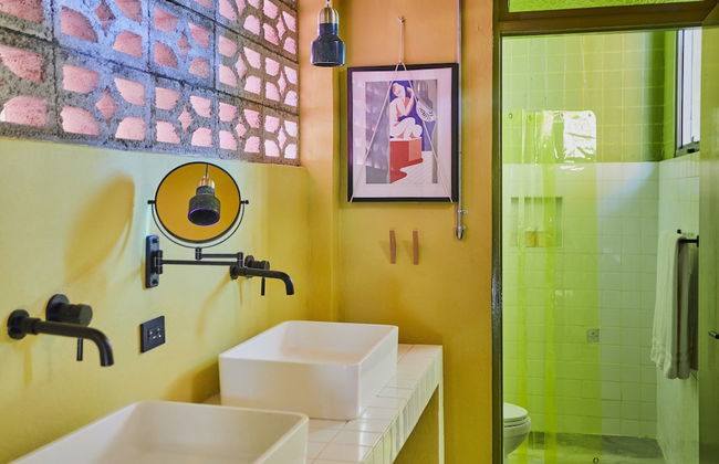 MOOD HAUS by DW - 70's Retro Stays - Photo 33