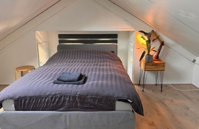 Beautiful Holiday Home With Spacious Garden - Photo 5