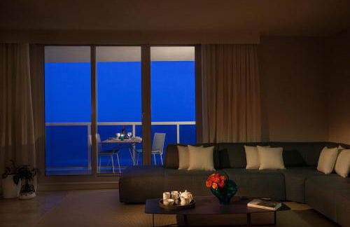 Incredible Ocean Views! Terrace, 1800 sq.ft., Hotel - Photo 4