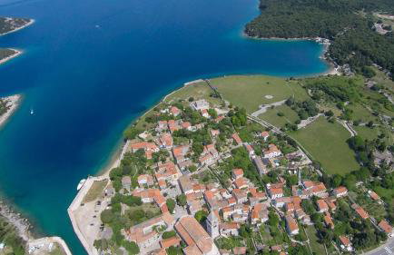 Lovely 15th Century Apartment in Osor - Foto 42