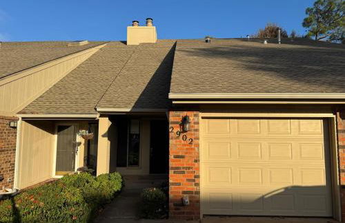 Gated Lakefront Retreat - Foto 32