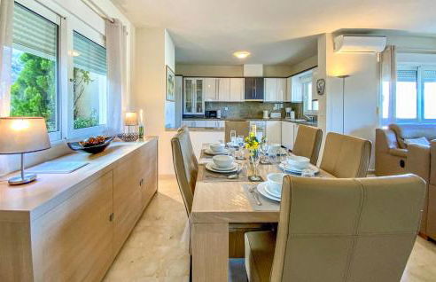 Beautiful Home In Orihuela Costa - Foto 12