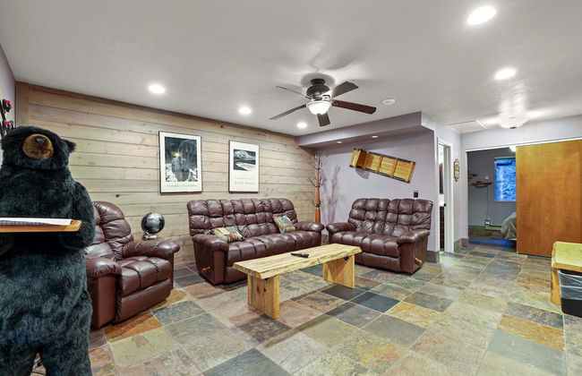 Ski In, Ski Out! 3 BDR Steps From Stagecoach Lift - Foto 14