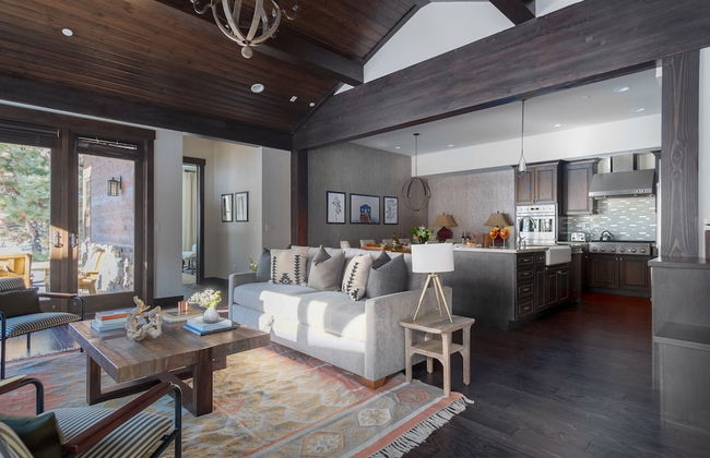 Maple by Avantstay Modern Mountain Home w Cozy Fire Pit 15 Mins frm Northstar - Photo 10