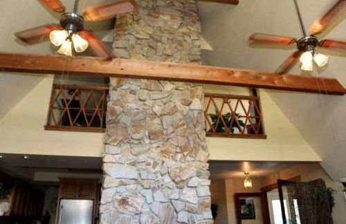 A-Frame Cabin Rental with Spacious Deck Overlooking the Cotee River, Florida - Foto 9